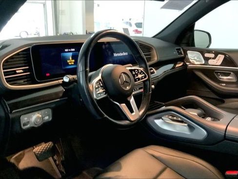 Used 2022 Mercedes-Benz GLS 450 4MATIC image 7