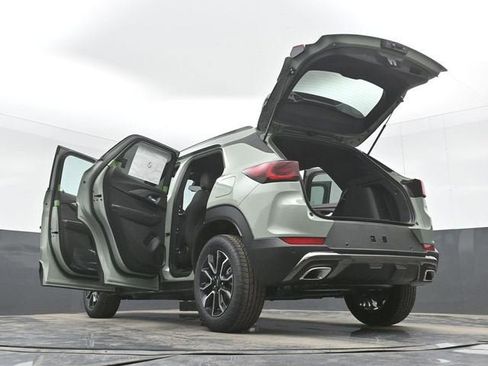 New 2026 Chevrolet TrailBlazer ACTIV w/ Driver Confidence Package FWD image 52