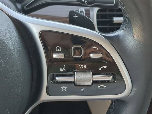 Used 2021 Mercedes-Benz GLE 450 4MATIC image 28