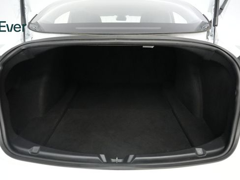Used 2018 Tesla Model 3 Long Range RWD image 8