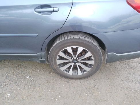 Used 2016 Subaru Outback 2.5i Limited image 28