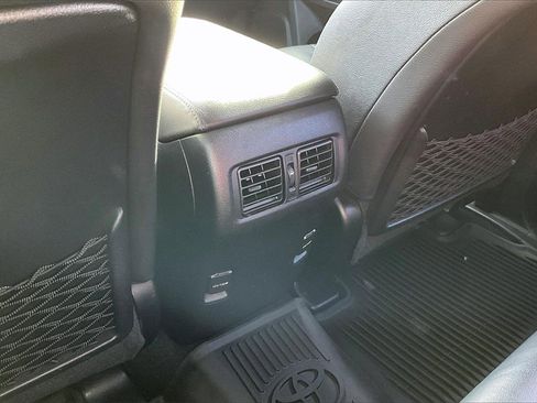 Used 2019 Toyota 4Runner Limited image 33