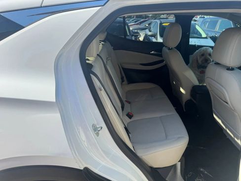 Used 2021 Buick Encore GX Select AWD/4WD image 14