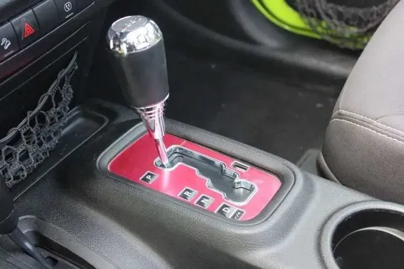Used 2013 Jeep Wrangler Rubicon w/ PWR Convenience Group AWD/4WD image 36