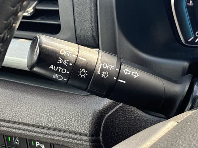 Used 2018 Honda Odyssey Touring image 29