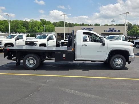 New 2026 Chevrolet Silverado 3500 W/T w/ WT Convenience Package AWD/4WD image 2