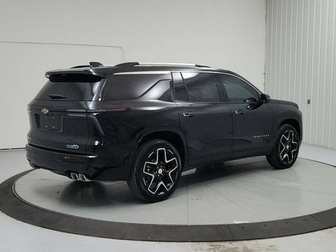 Used 2026 Chevrolet Traverse High Country FWD image 7