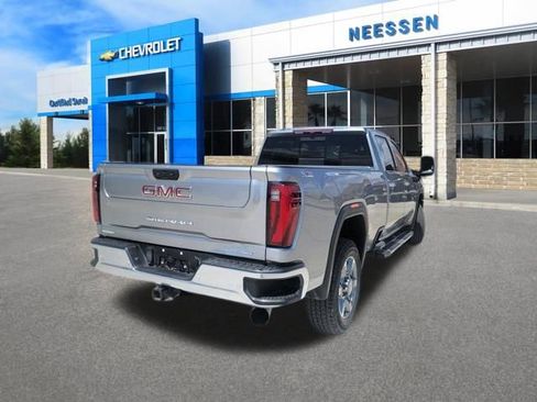 Used 2025 GMC Sierra 3500 SLT w/ SLT Premium Package AWD/4WD image 7