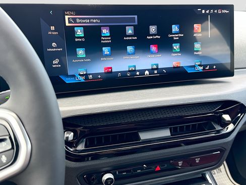New 2026 BMW 330i Sedan w/ M Sport Package RWD image 28