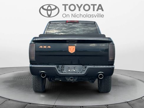 Used 2016 RAM 1500 Express w/ Popular Equipment Group AWD/4WD image 4