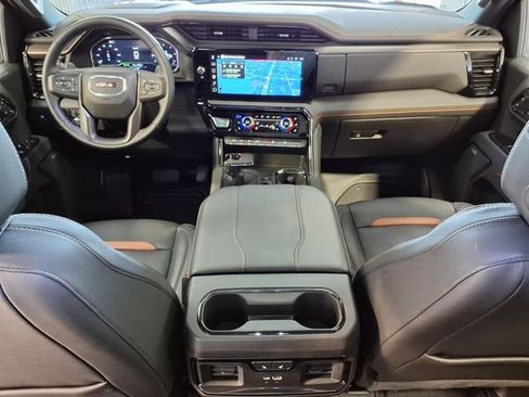 Used 2025 GMC Sierra 1500 AT4 w/ AT4 Premium Package AWD/4WD image 23