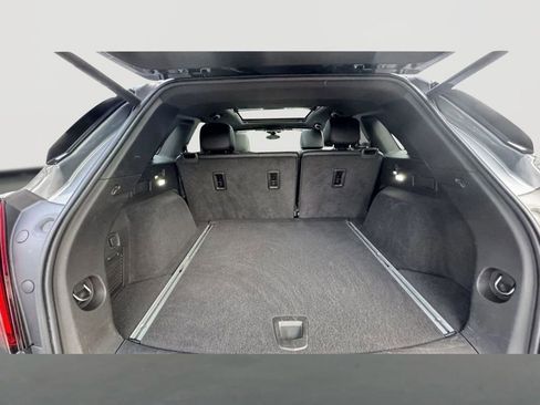 Used 2021 Cadillac XT5 Premium Luxury image 13