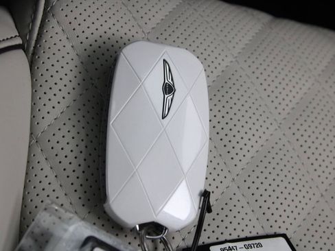 Used 2025 Genesis G70 3.3T Advanced w/ Sport Prestige Package image 30