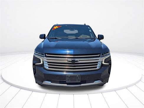 Used 2021 Chevrolet Suburban High Country w/ Premium Package image 10