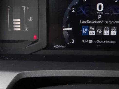 Certified 2024 Toyota Tacoma SR5 image 26