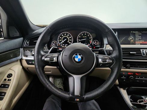 Used 2014 BMW 550i xDrive Sedan AWD/4WD image 18