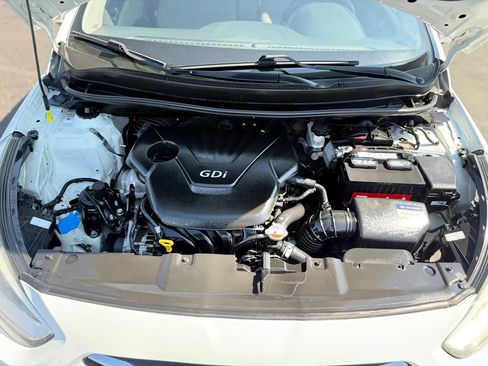Used 2016 Hyundai Accent SE w/ Option Group 03 FWD image 9