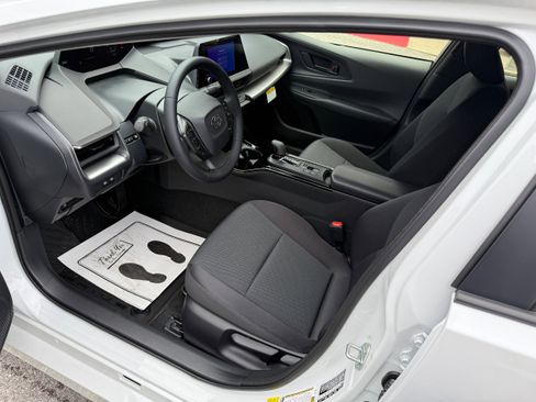 New 2026 Toyota Prius LE image 16