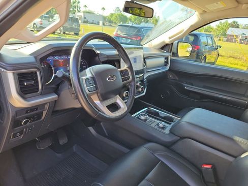 Used 2024 Ford Expedition XLT AWD/4WD image 14