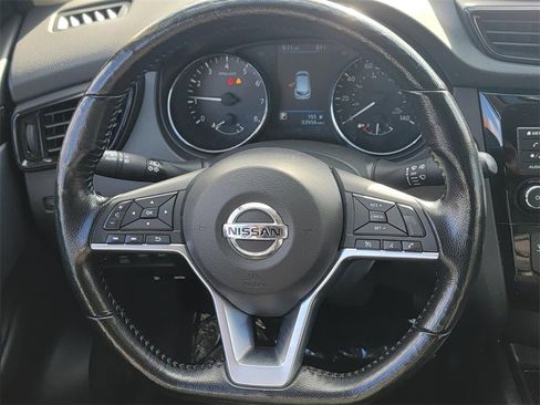 Certified 2022 Nissan Rogue Sport SV image 14