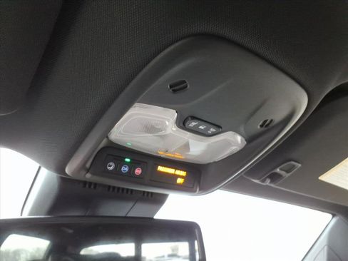 Used 2023 GMC Canyon AT4 w/ AT4 Premium Package image 27