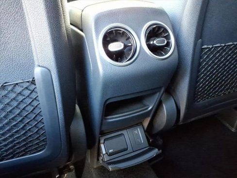 Certified 2022 Mercedes-Benz GLB 250 image 19