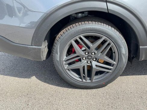 New 2026 Ford Explorer ST-Line w/ ST-Line Street Pack AWD/4WD image 3