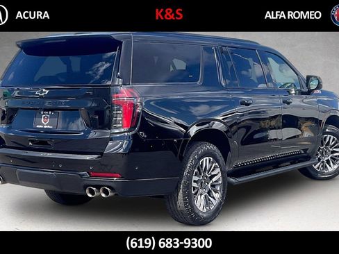 Used 2025 Chevrolet Suburban Z71 AWD/4WD image 30