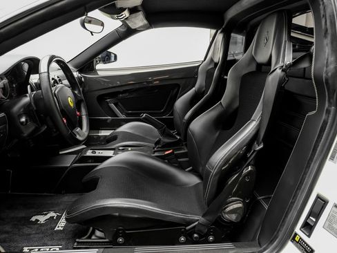 Used 2009 Ferrari F430 Scuderia RWD image 8