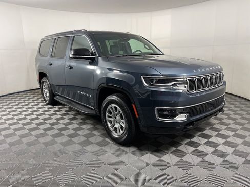 Used 2023 Jeep Wagoneer 4WD w/ Convenience Group I image 16