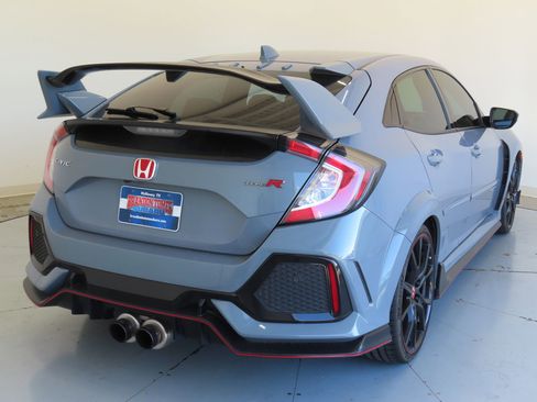 Used 2019 Honda Civic Type R image 3