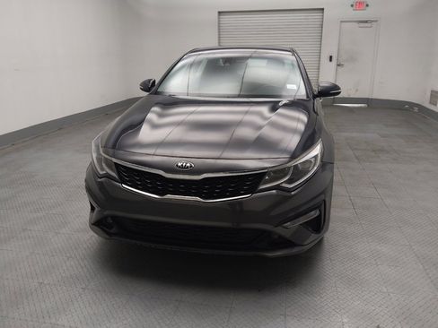 Used 2019 Kia Optima S FWD image 15