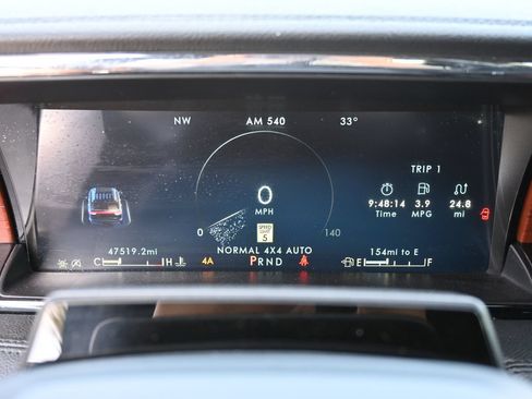 Used 2023 Lincoln Navigator Reserve AWD/4WD image 11