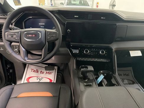 New 2026 GMC Sierra 1500 AT4 w/ Technology Package AWD/4WD image 15