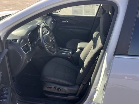 Used 2021 Chevrolet Equinox LT image 9