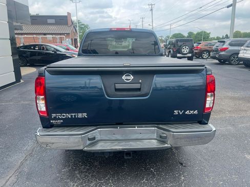 Used 2013 Nissan Frontier SV AWD/4WD image 4