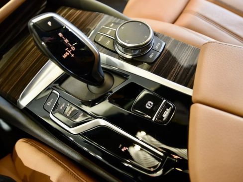 Used 2023 BMW 540i xDrive w/ Premium Package AWD/4WD image 16