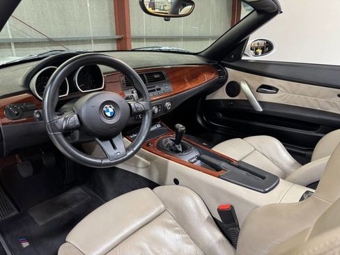 Used 2006 BMW M Roadster image 10