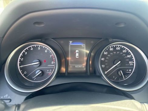 Used 2024 Toyota Camry SE FWD image 14