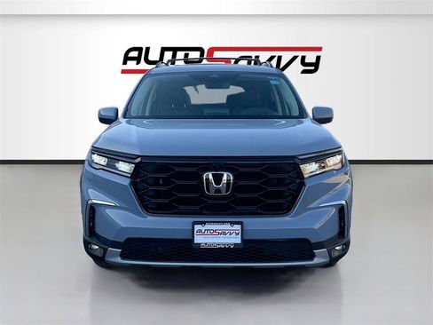 Used 2023 Honda Pilot Elite image 2