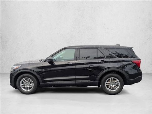 New 2026 Ford Explorer Active image 5