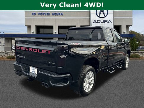 Used 2020 Chevrolet Silverado 1500 Custom w/ Custom Value Package image 5
