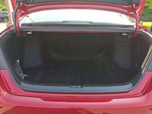 Used 2025 Honda Accord SE image 31