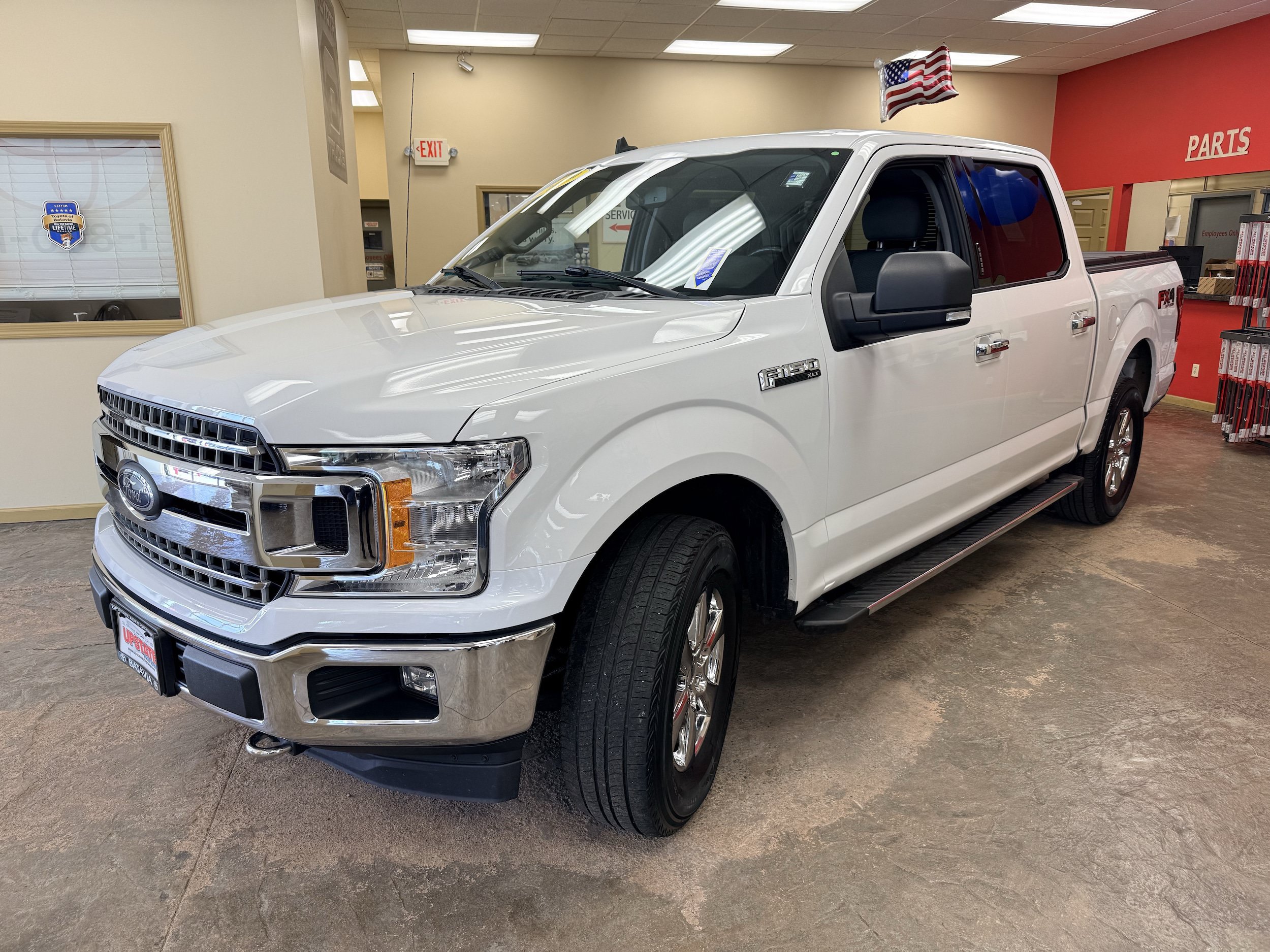 Used 2019 Ford F150 XLT w/ Equipment Group 302A Luxury AWD/4WD image 3