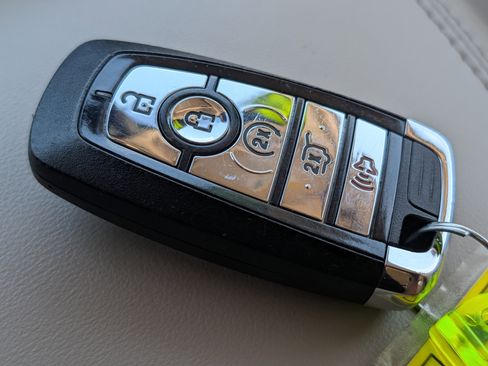 Used 2021 Lincoln Corsair Reserve image 35