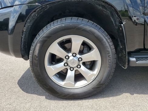 Used 2007 Toyota 4Runner Limited AWD/4WD image 9