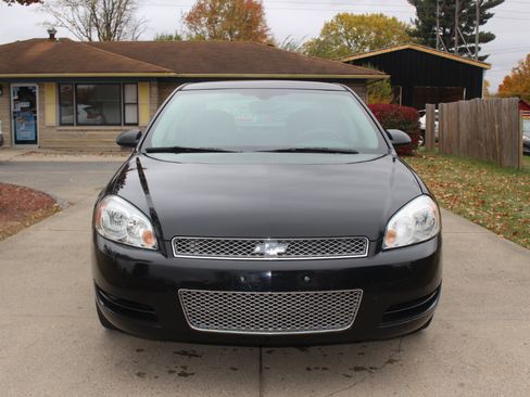 Used 2016 Chevrolet Impala LT image 3