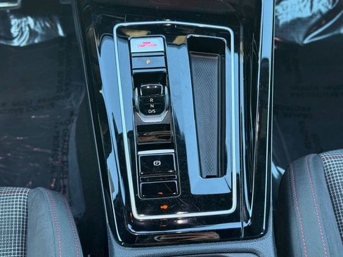 Used 2024 Volkswagen GTI S image 26