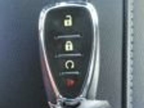 Used 2025 Chevrolet Blazer LT AWD/4WD image 16