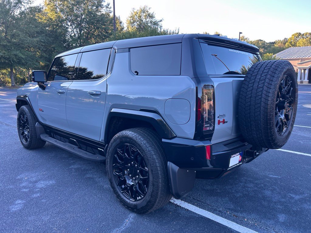 Used 2025 GMC Hummer EV 2X w/ LPO, Sport Package AWD/4WD image 22